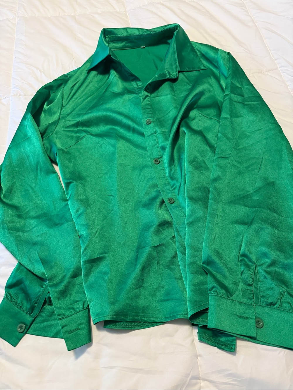 Source Unknown Vibrant Emerald Satin Button-Down Blouse